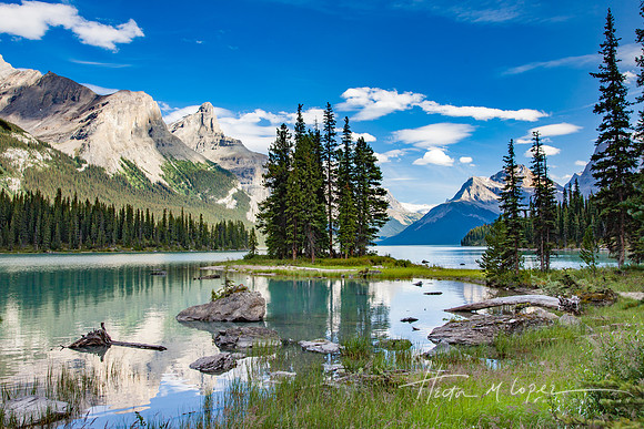Maligne Lake & Spirit Island