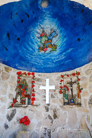 Tiny Chapel by the Sea Interior