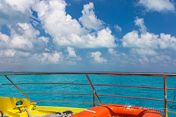 Ferry to Isla