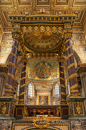 Santa Maria Maggiore Altar 2